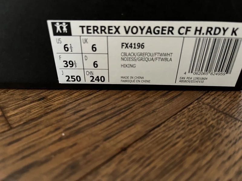 Pantofi Adidas Terrex Voyager