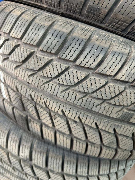 Гумите са 225/55/17 чисто нови.Закупени са на 02.07.2026 имам фактура