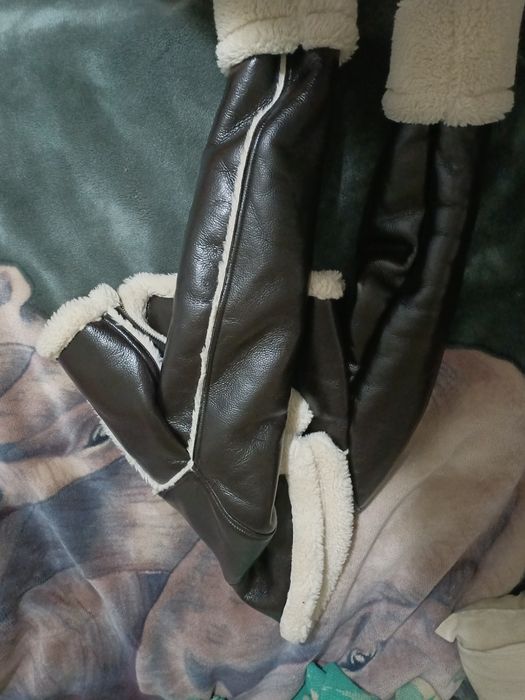 Късо яке с каракул на Зара черно, късо с каракул кафяво и пролетни яке