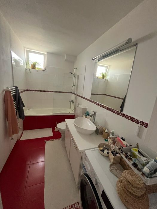 Închiriez apartament 1 cameră- studio