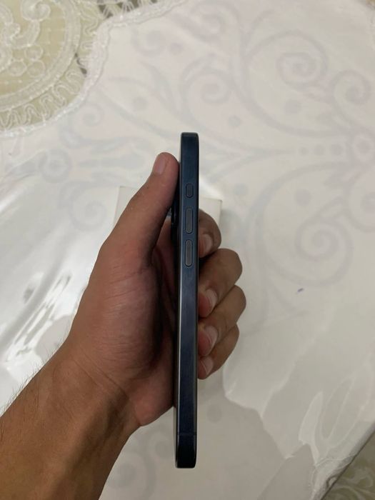 Iphone 15 pro blue titanium