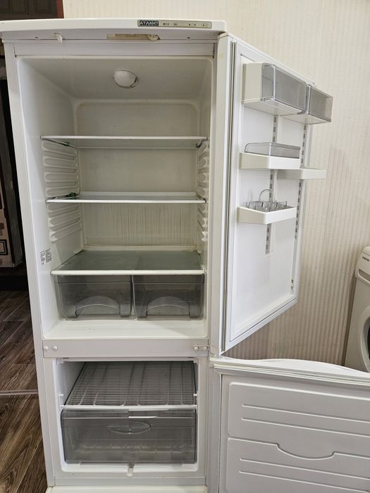 Холодильник марка Атлант