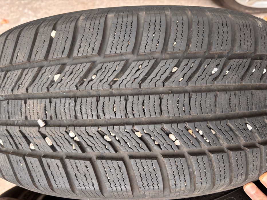 235/55/17 Continental 2 бр Dunlop 2023