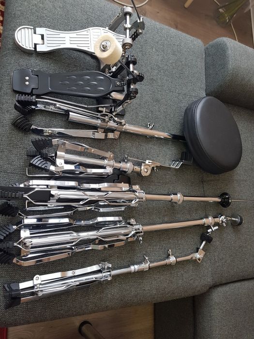 Stative toba pedala cinele