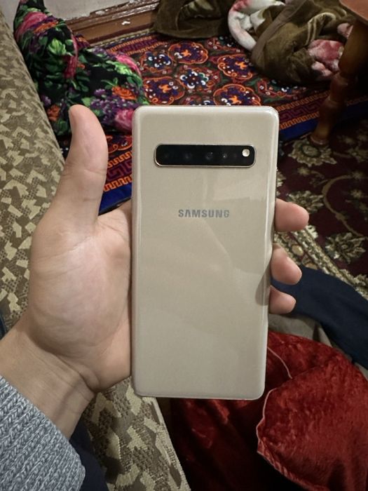 SAMSUNG S10 5G sotiladi