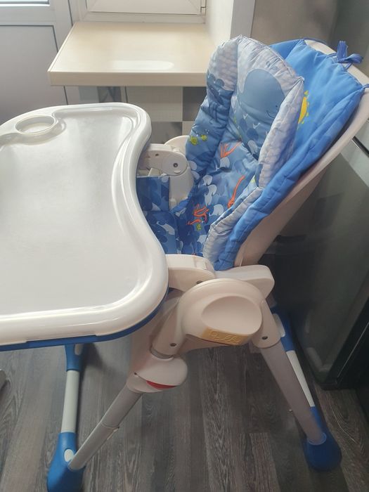 Стульчик для кормления Chicco Polly