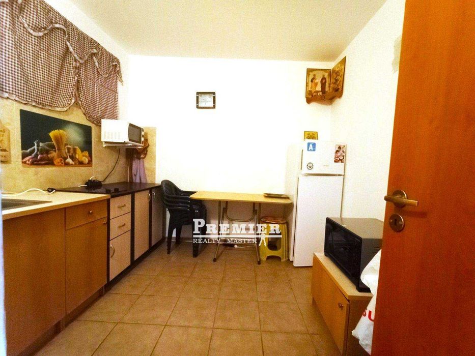 Продава се Тристаен апартамент в к.к. Слънчев бряг - 60 кв.м за 1067 €/кв.м - Снимка #3