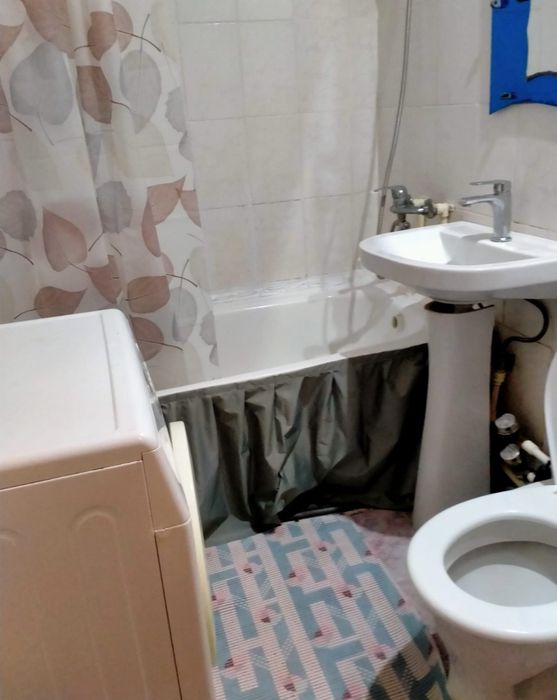 Продам 2 ком квартиру в районе Уюта