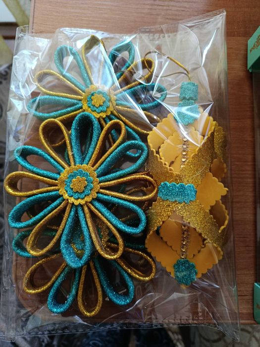 Ёлочные игрушки.