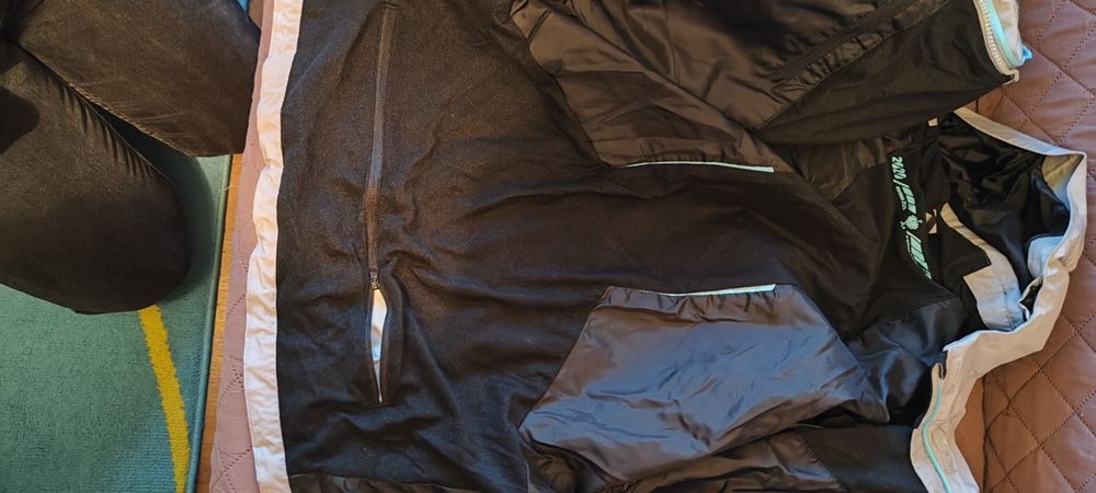 Дамско яке STRAUSS