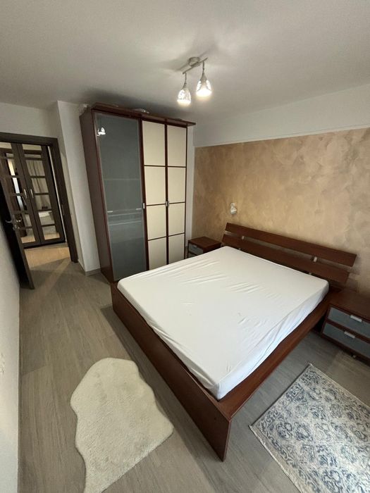 Închiriez apartament 2 camere!