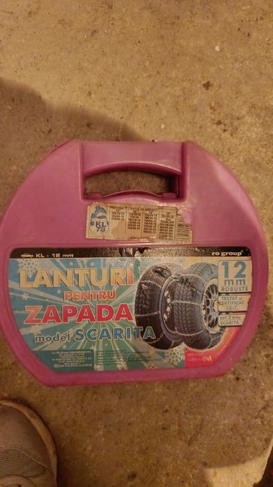 Lanțuri antiderapante zăpada.