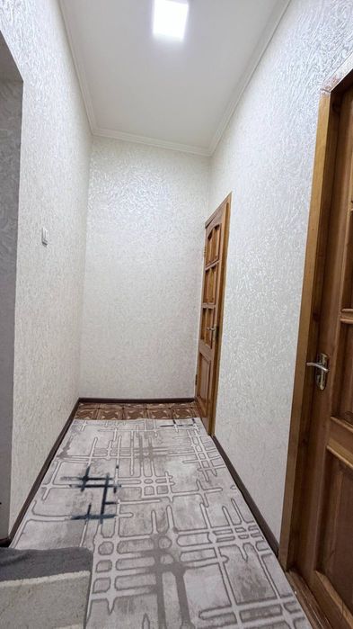 Продаю 1/3/4 Юнусабад 13. Метро линия. Пер. В 2х ком. Цена: 57500 уе