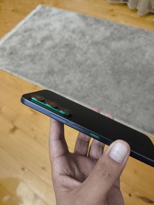 Infinix Hot 60 pro 8/256 Amoled 144 GHz с коробкой и документами