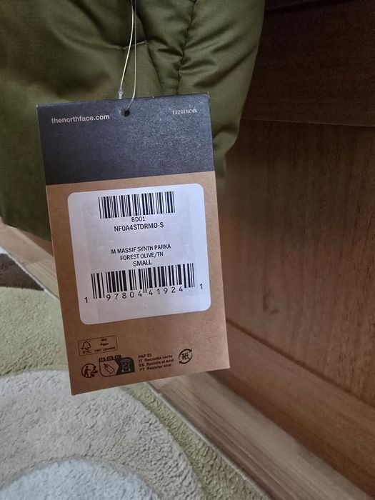 Geaca originala The North Face noua