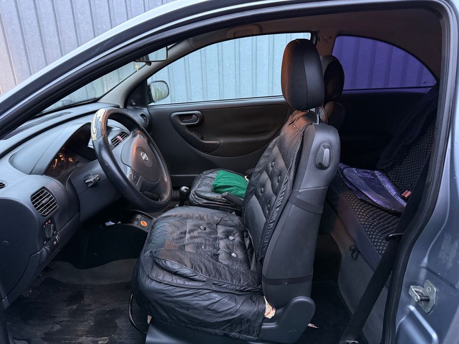 Opel Corsa C 1.2 benzină 2005