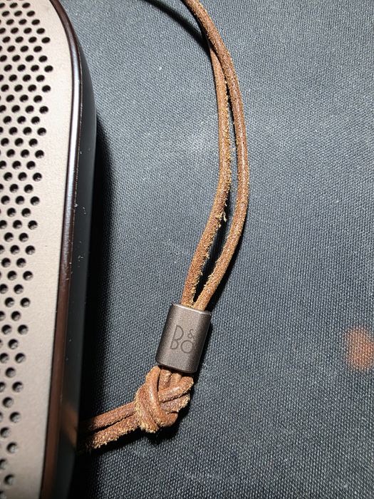 Boxa bluetooth Bang & Olufsen Beoplay P2