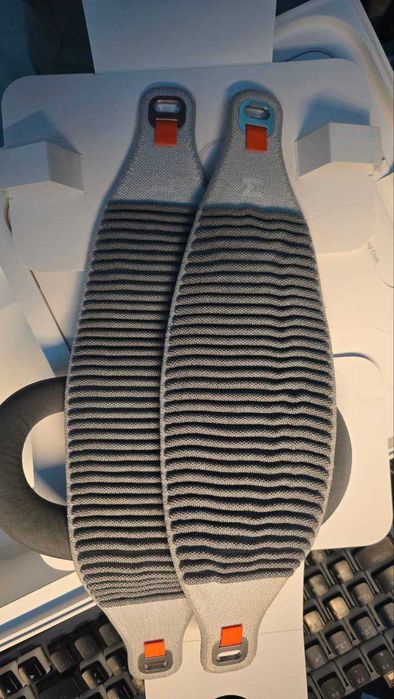 Apple Vision Pro VR очила, 256GB, сиви + PS VR2 Sense