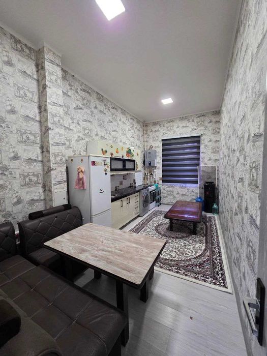 Продаётся 3х комн квартира на 1 этаже Ор-р Файзобод мечеть