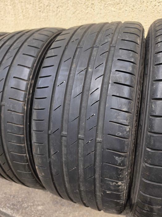 4 бр. летни гуми 225/35/18 Kumho DOT 2x1820 2x4717 4-5 mm