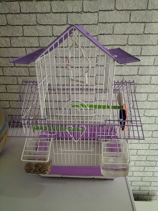 Продам клетку для попугая
