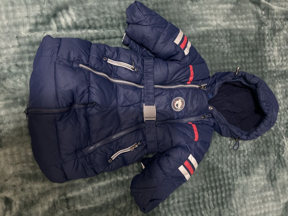 Продам зимний комбинезон трансформер