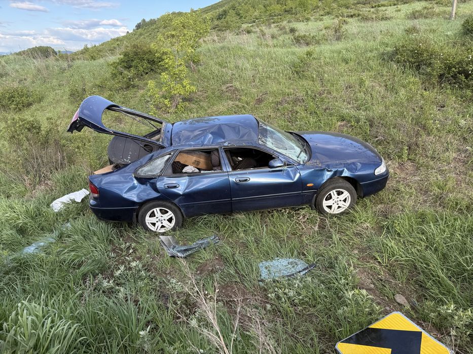 Продам Mazda Cronos 1995 год