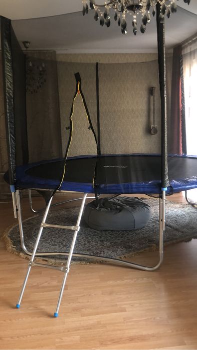 Продам батут 3,05