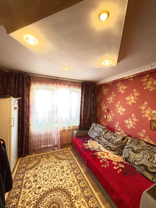 3 к.кв. в 8 мкр-не ДВД