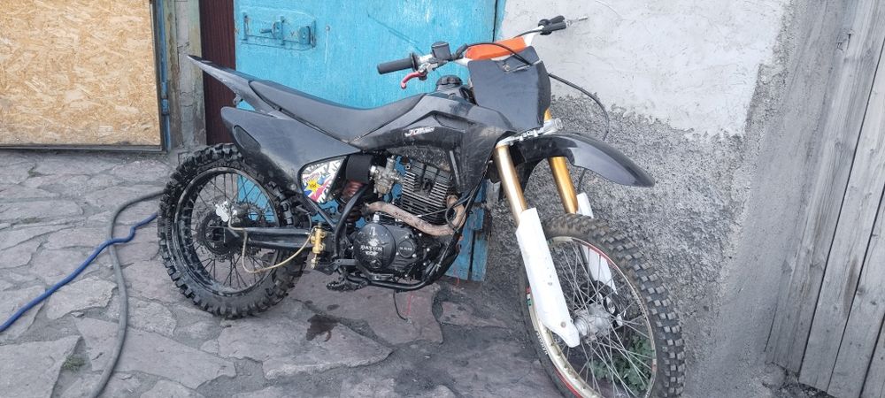 эндуро 250 кубов