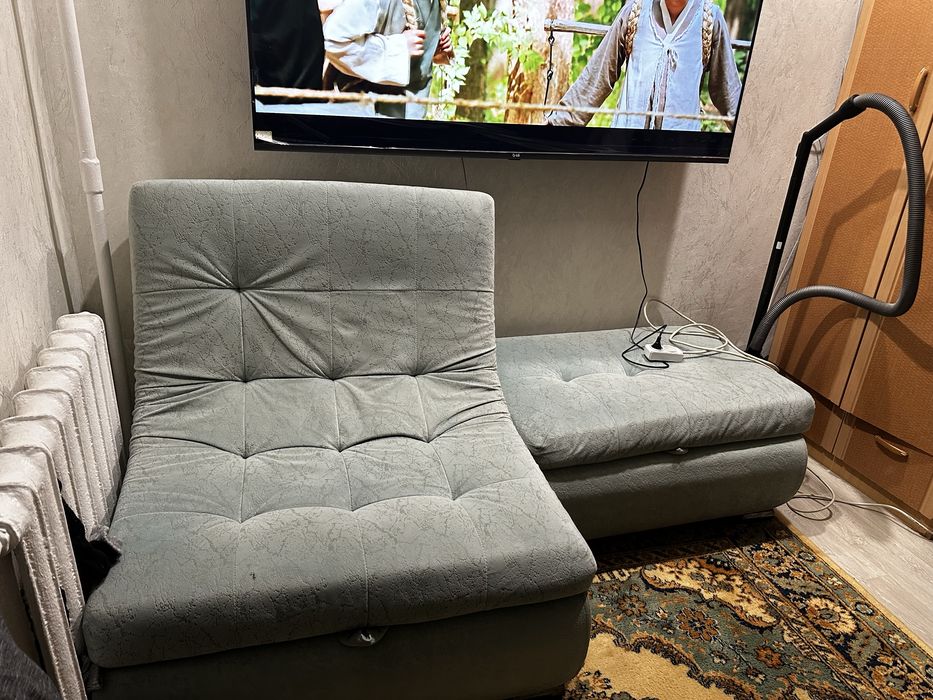 Продаю уголок для зала