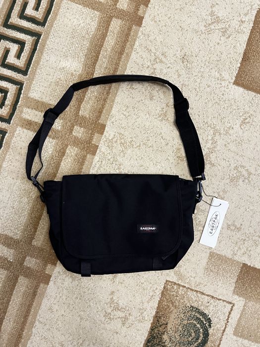 Eastpak EKO77 bag