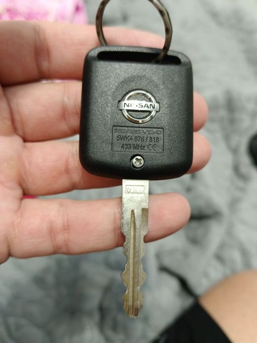 Оригинал ключи Nissan Qashqai 1