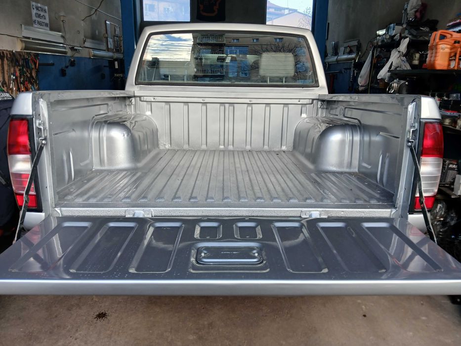 Nissan Navara 2.5 TD