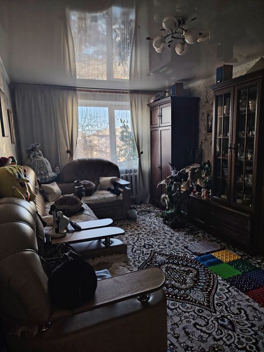 Продам 3ком нов план в районе Бензостроя