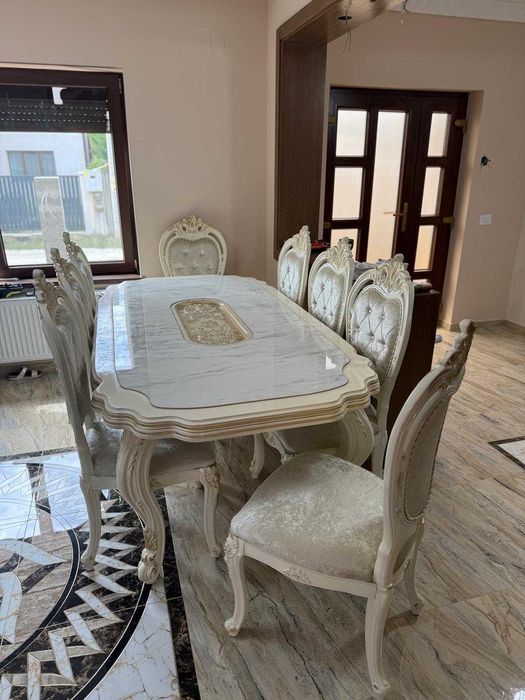 Masa salon  eleganta