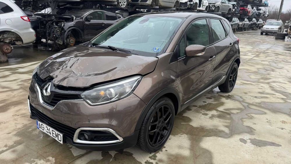RENAULT Captur 2014