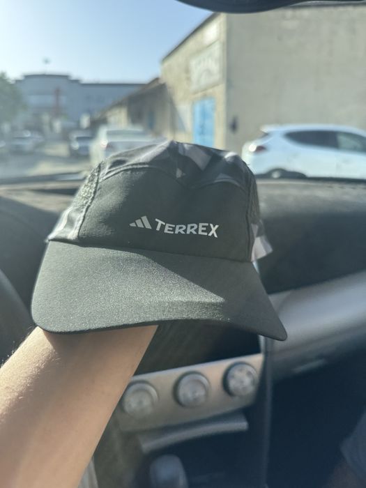 Продам Кепка Adidas Terrex
