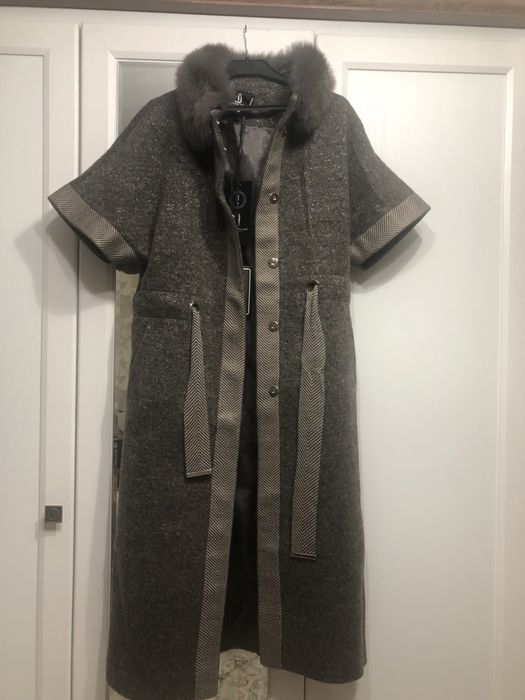 Легкое пальто