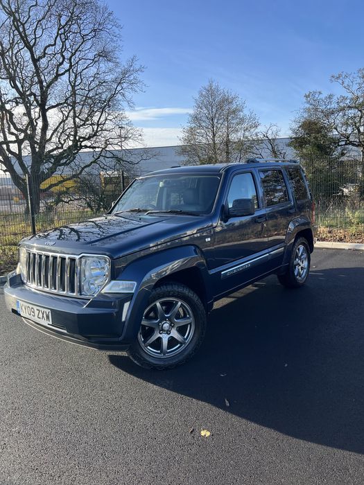 Jeep Cherokee 2.8 diesel din 2009
