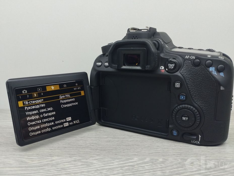Canon EOS 80D Kit, yangidek holatda