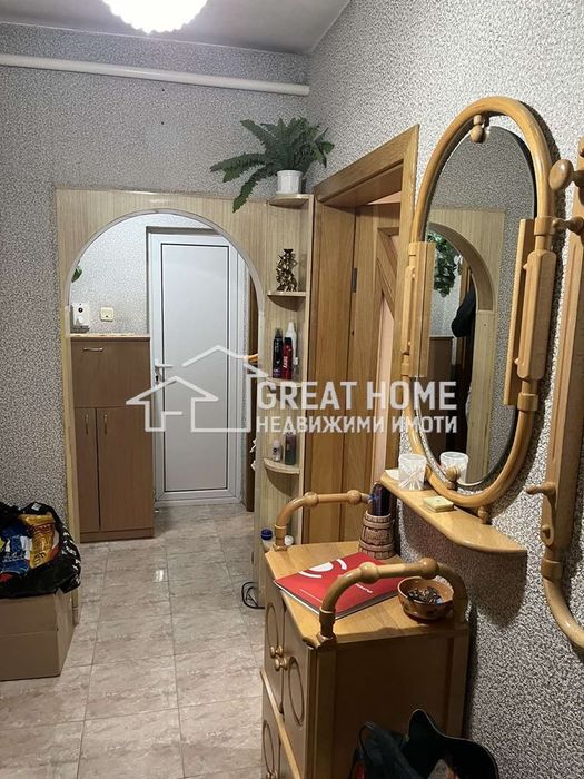 Продава се Четиристаен апартамент в Търговище, Център - 96 кв.м за 638 €/кв.м - Снимка #4
