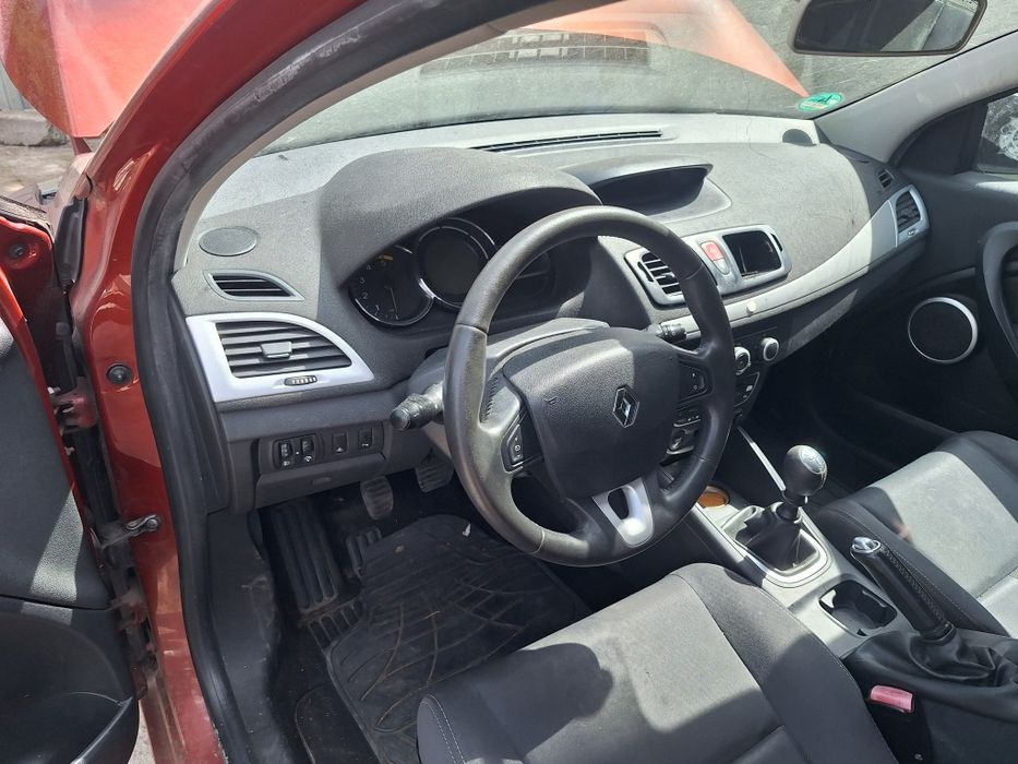 Dezmembrari Renault Megane 3 1.5 dci an 2010