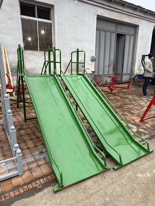 Bolalar maydoni sotiladi