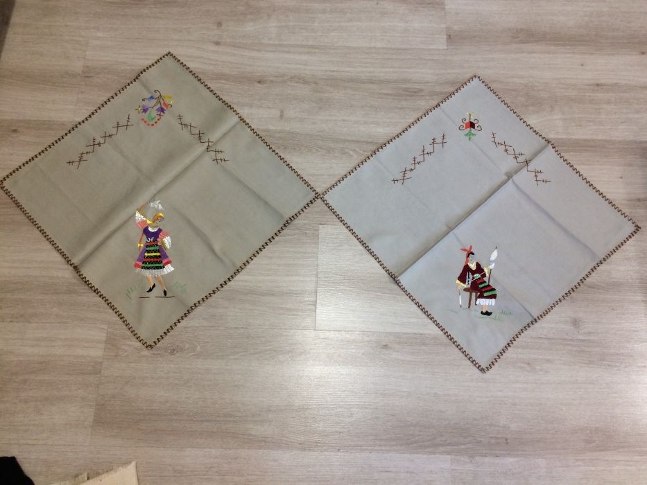 карета бродирани 18 броя - различни размери, платове конци, цени.