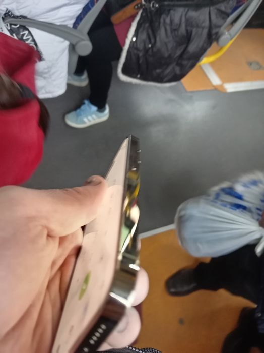 IPhone 14 pro с кробкокой