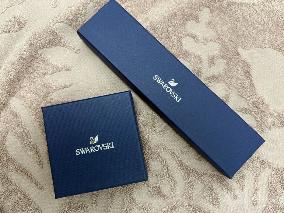 Браслет и цепочка Swarovski
