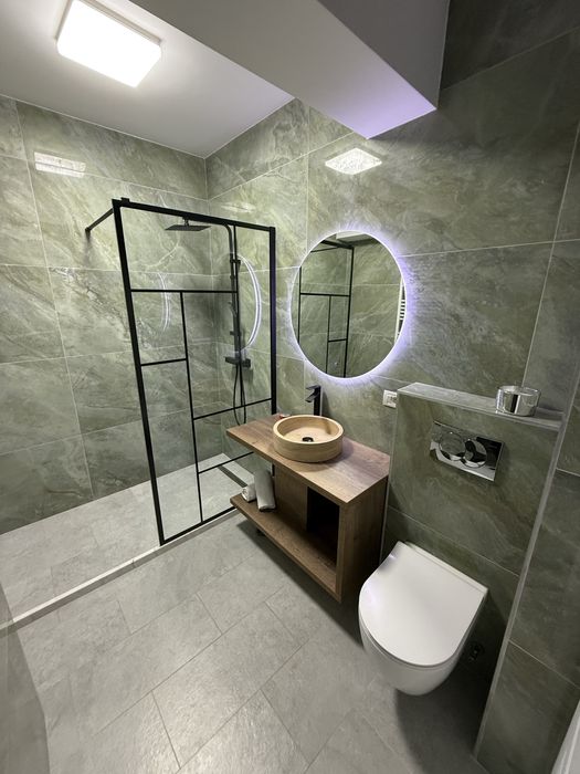 Inchiriez apartament, bloc nou , Alexandru cel Bun