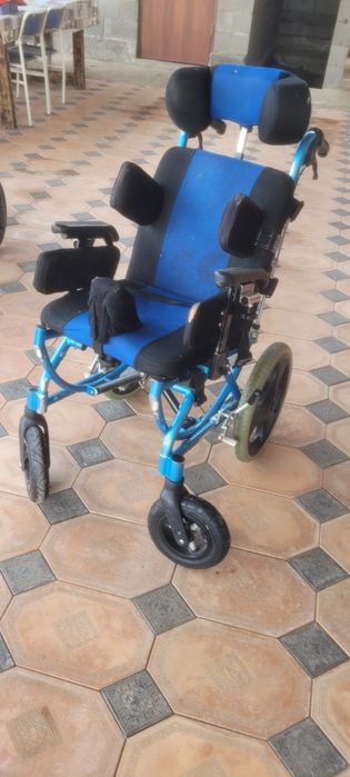 Коляска для инвалидов