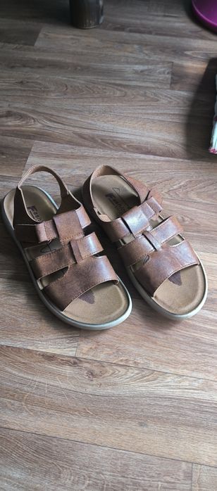Продам сандали. Мужские.